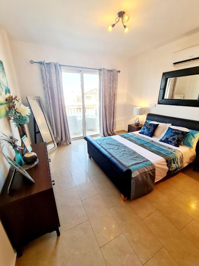 פאהיה Stunning Apartment C106 With Balcony Looking Over Pool מראה חיצוני תמונה