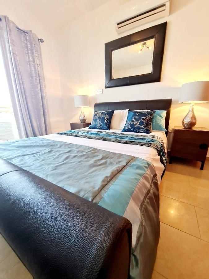פאהיה Stunning Apartment C106 With Balcony Looking Over Pool מראה חיצוני תמונה