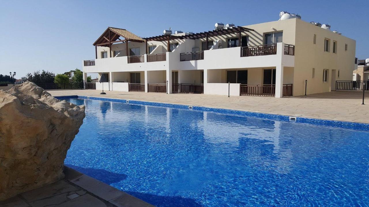 פאהיה Stunning Apartment C106 With Balcony Looking Over Pool מראה חיצוני תמונה